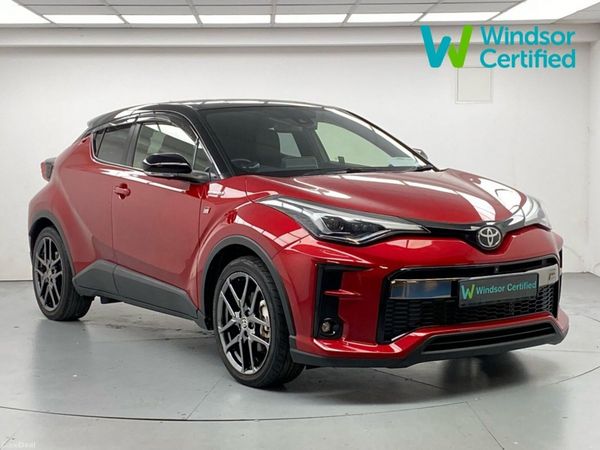 Toyota C-HR SUV, Petrol Hybrid, 2020, Red