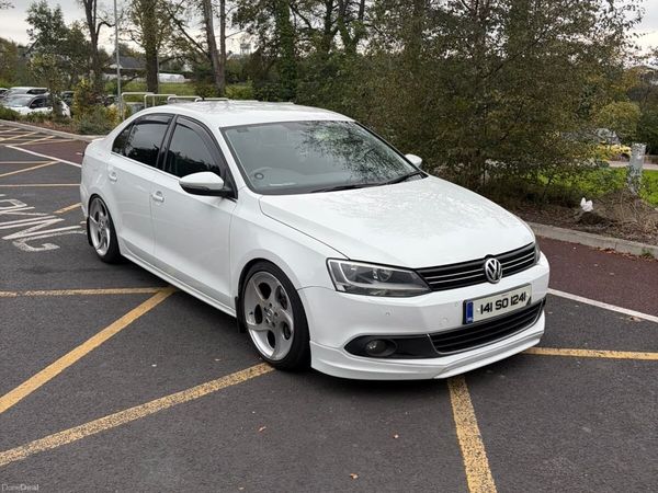 Volkswagen Jetta Saloon, Diesel, 2014, White