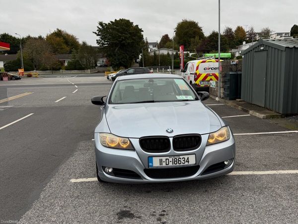 BMW 3-Series Saloon, Diesel, 2011, Blue