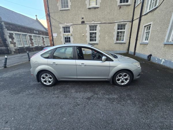 Ford Focus Hatchback, Diesel, 2011, Silver