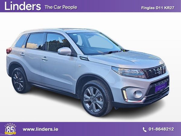 Suzuki Vitara SUV, Petrol Hybrid, 2023, Grey