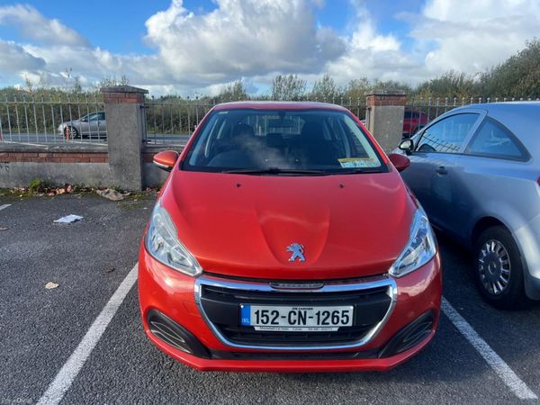 Peugeot 208 Hatchback, Petrol, 2015, Orange
