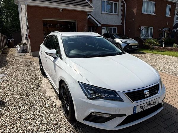 SEAT Leon Estate, Diesel, 2019, White