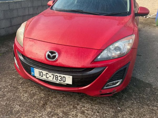 Mazda Mazda3 Hatchback, Diesel, 2010, Red