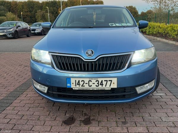 Skoda Rapid Saloon, Diesel, 2014, Blue