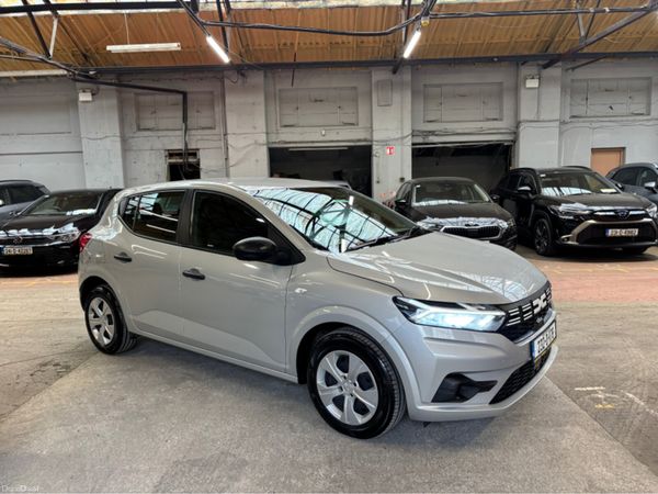Dacia Sandero Hatchback, Petrol, 2023, Grey