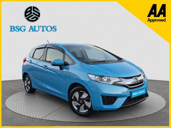 Honda Fit Hatchback, Petrol Hybrid, 2015, Blue