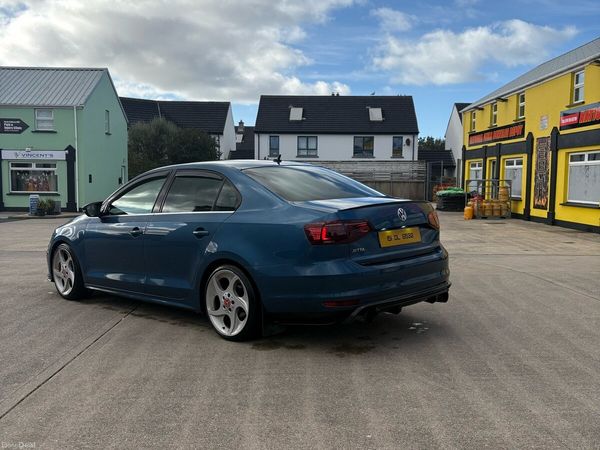 Volkswagen Jetta Saloon, Diesel, 2015, Blue