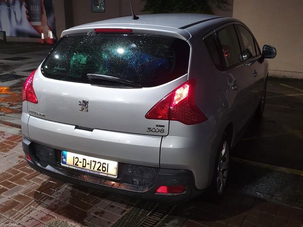 Peugeot 3008 MPV, Diesel, 2012, Grey