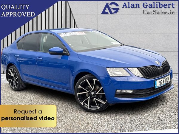 Skoda Octavia Hatchback, Petrol, 2019, Blue