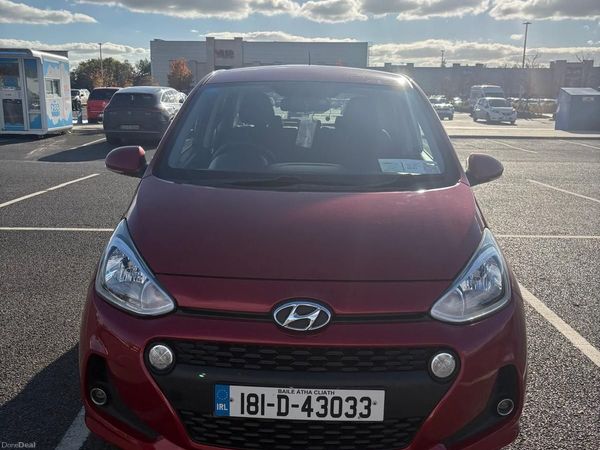 Hyundai i10 Hatchback, Petrol, 2018, Red