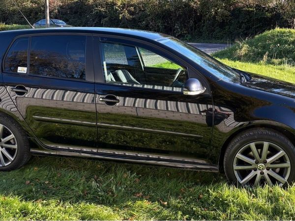 Volkswagen Golf Hatchback, Petrol, 2008, Black
