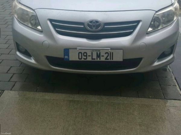 Toyota Corolla Saloon, Petrol, 2009, Silver