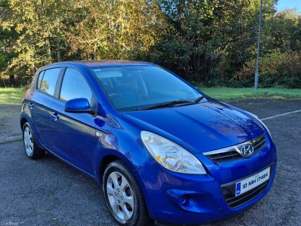 Hyundai i20 Hatchback, Petrol, 2010, Blue