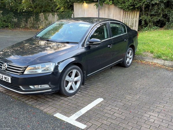 Volkswagen Passat Saloon, Diesel, 2012, Black