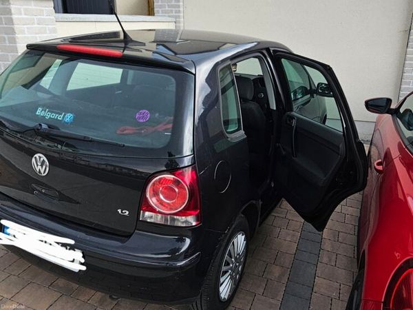 Volkswagen Polo Hatchback, Petrol, 2007, Black