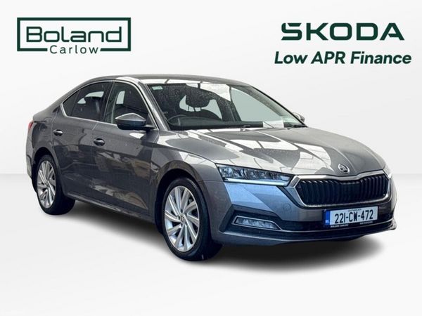 Skoda Octavia Saloon, Petrol, 2022, Grey