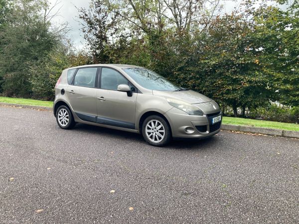 Renault Scenic MPV, Diesel, 2010, Gold