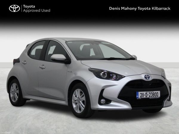 Toyota Yaris Hatchback, Petrol Hybrid, 2021, Silver