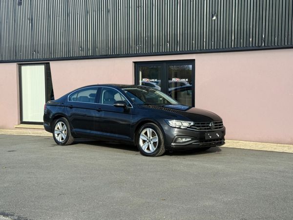 Volkswagen Passat Saloon, Diesel, 2021, Grey