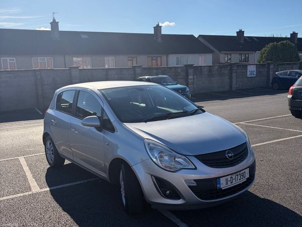 Opel Corsa Hatchback, Diesel, 2011, Silver