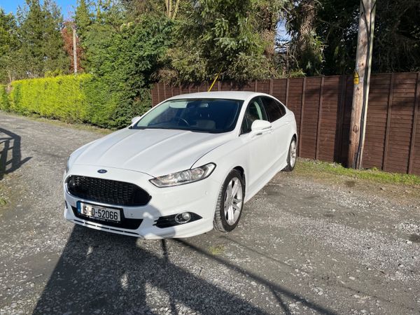 Ford Mondeo Hatchback, Diesel, 2015, White