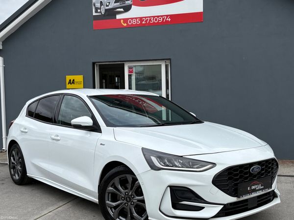 Ford Focus Hatchback, Diesel, 2023, White