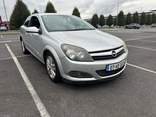 Opel Astra Hatchback, Petrol, 2007, Silver
