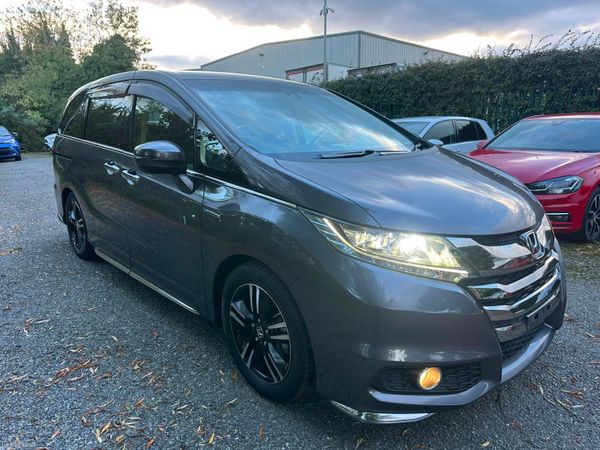 Honda Odyssey MPV, Petrol Hybrid, 2017, Grey