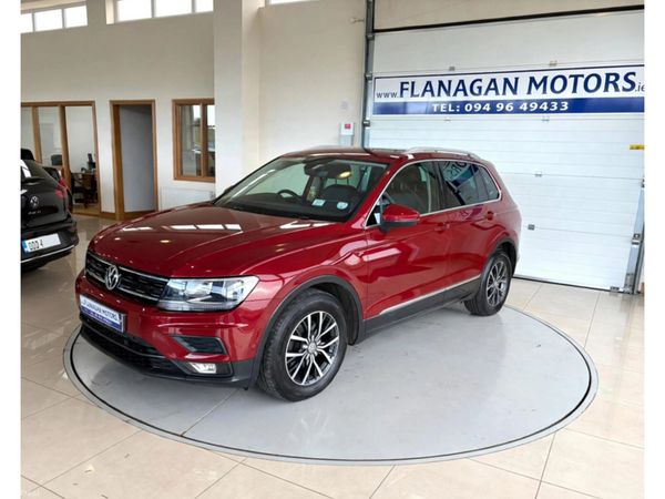 Volkswagen Tiguan SUV, Diesel, 2017, Red