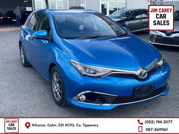 Toyota Auris Hatchback, Petrol, 2015, Blue