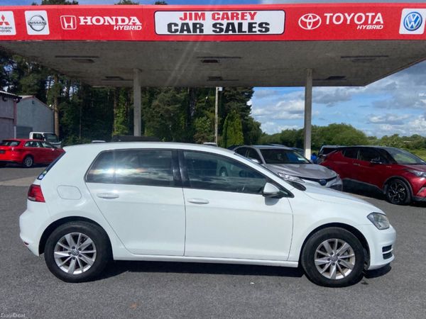 Volkswagen Golf Hatchback, Petrol, 2016, White