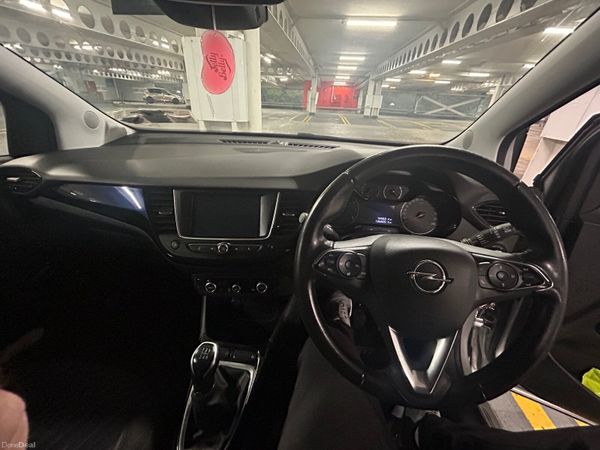 Opel Crossland X SUV, Petrol, 2019, Grey