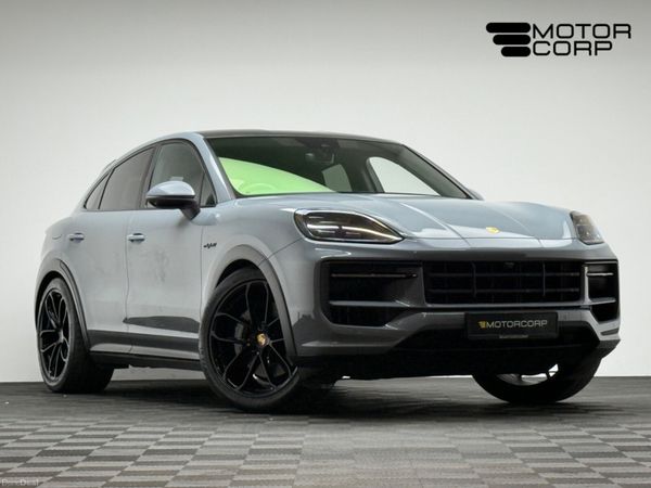 Porsche Cayenne Coupe, Petrol Plug-in Hybrid, 2024, Grey
