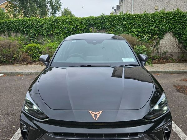 Cupra Leon Estate, Petrol, 2025, Black