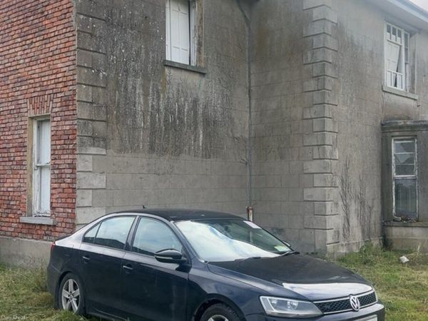 Volkswagen Jetta Saloon, Diesel, 2013, Black