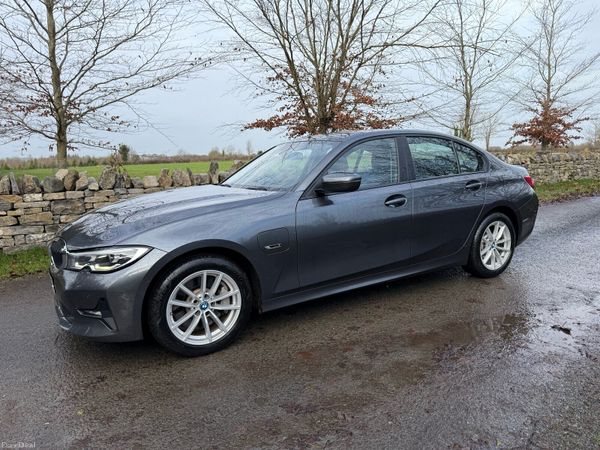 BMW 3-Series Saloon, Petrol Hybrid, 2021, Grey