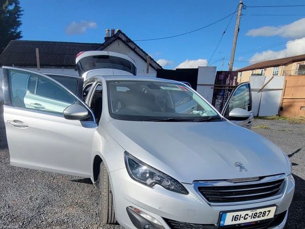 Peugeot 308 Hatchback, Diesel, 2016, Silver