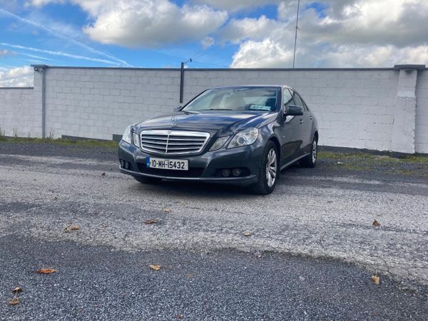 Mercedes-Benz E-Class Saloon, Diesel, 2010, Grey
