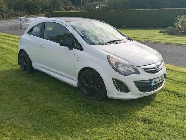 Vauxhall Corsa Hatchback, Diesel, 2014, White