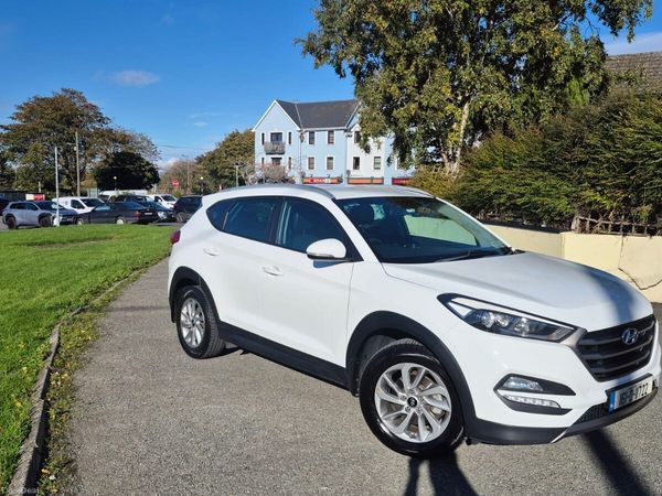 Hyundai Tucson SUV, Diesel, 2016, White