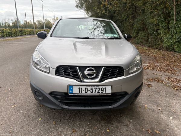 Nissan Qashqai Hatchback, Diesel, 2011, Silver