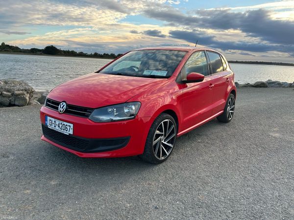 Volkswagen Polo Hatchback, Petrol, 2013, Red