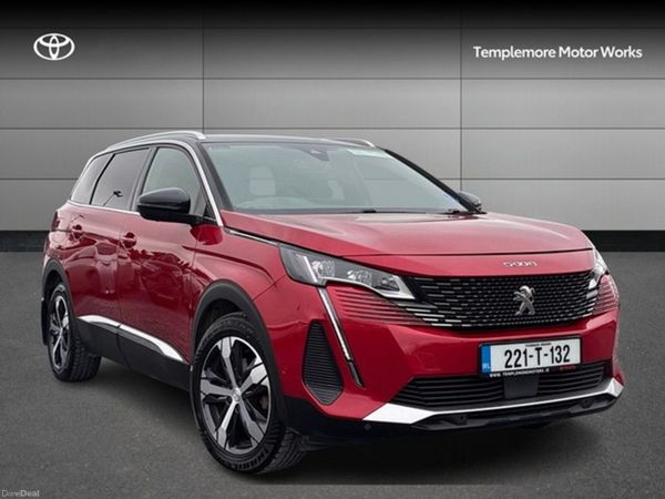 Peugeot 5008 MPV, Diesel, 2022, Red