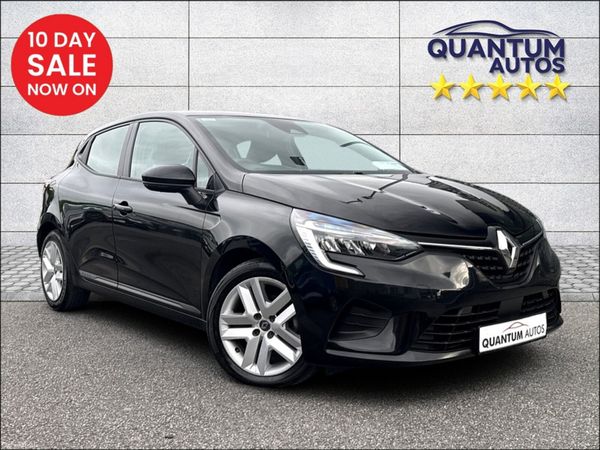 Renault Clio Hatchback, Petrol, 2023, Black