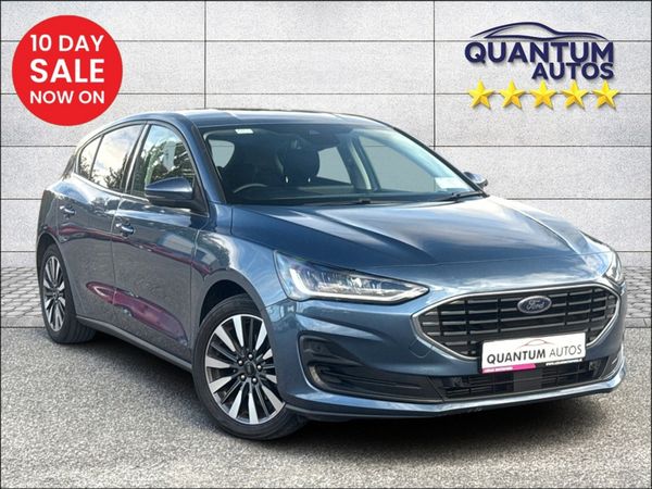 Ford Focus Hatchback, Petrol, 2024, Blue