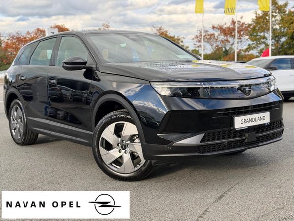 Opel Grandland SUV, Petrol Hybrid, 2027, Black