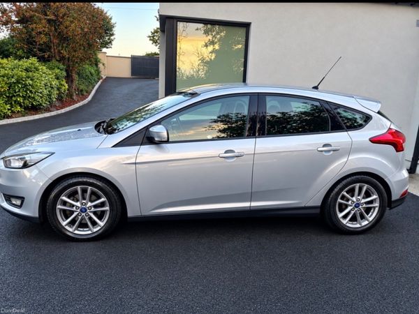 Ford Focus Hatchback, Diesel, 2015, Silver