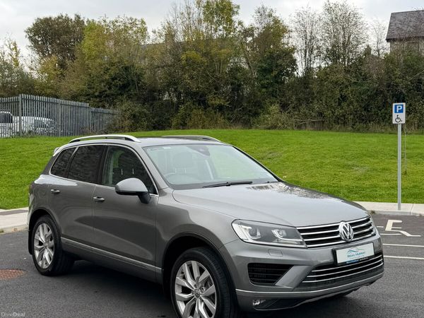 Volkswagen Touareg SUV, Diesel, 2016, Grey