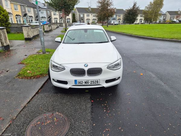 BMW 1-Series Hatchback, Petrol, 2014, White